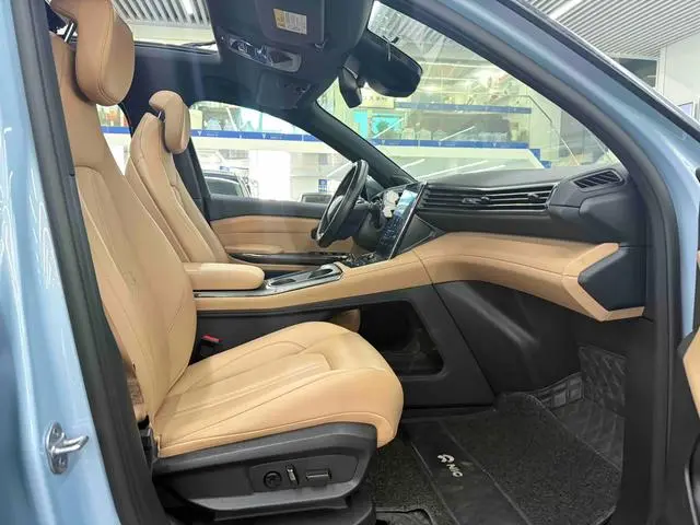 NIO NIO ES6 420KM sports version