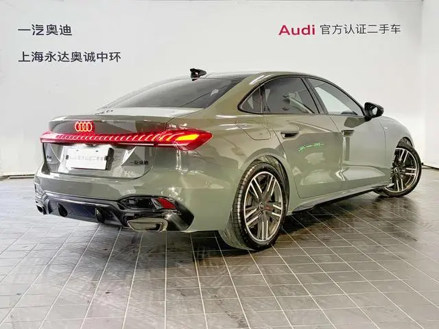 Audi Audi A5L 2.0T sports version quattro