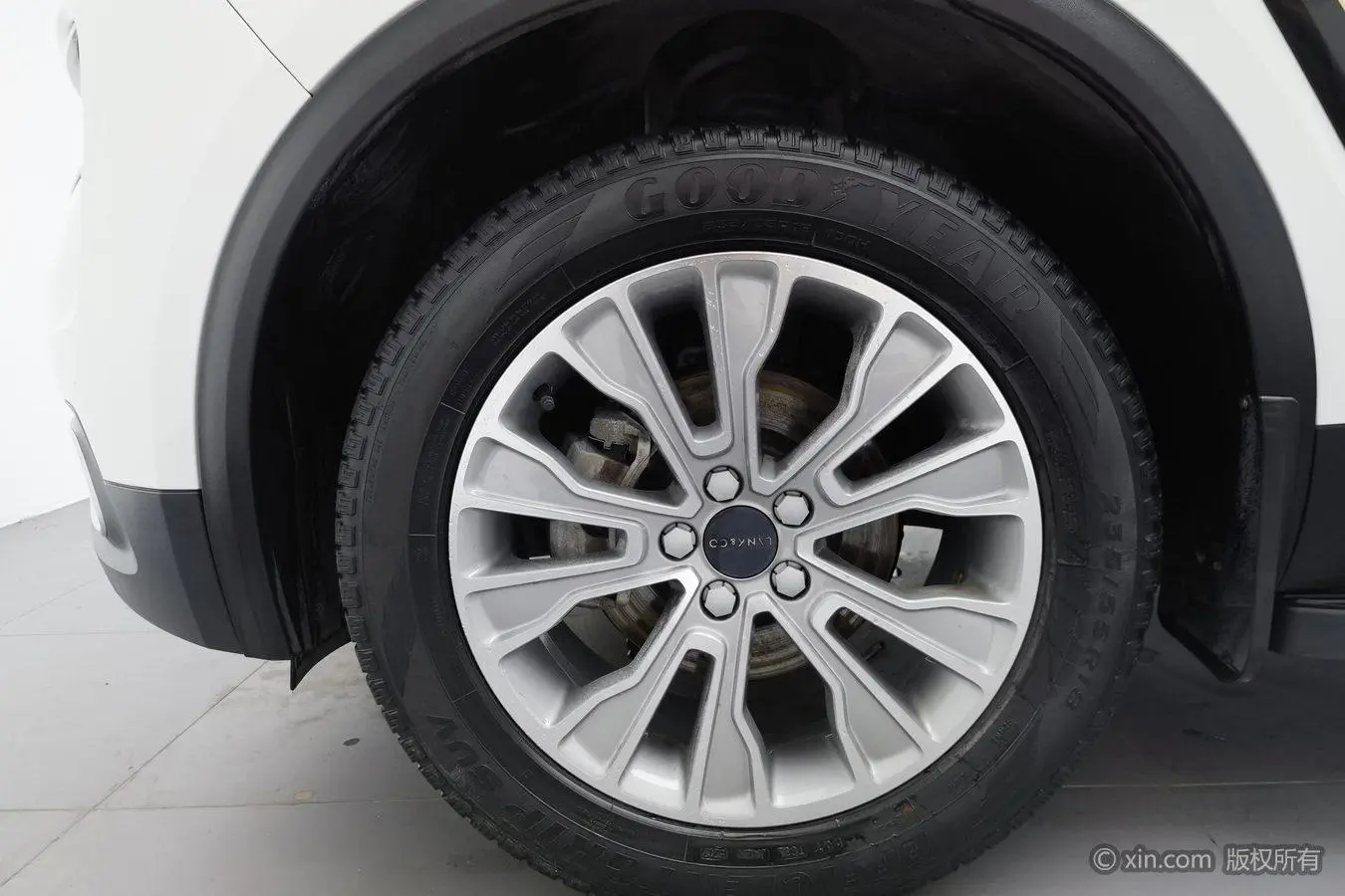 LYNK & CO Lynk 01 2.0T two-wheel drive version