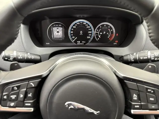 Jaguar Jaguar F-PACE 2.0T four-wheel drive Urban Exclusive Edition