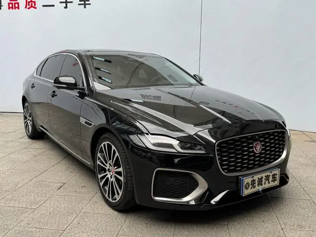Jaguar Jaguar XFL 2.0T P250 two-wheel drive Exclusive Deluxe Edition