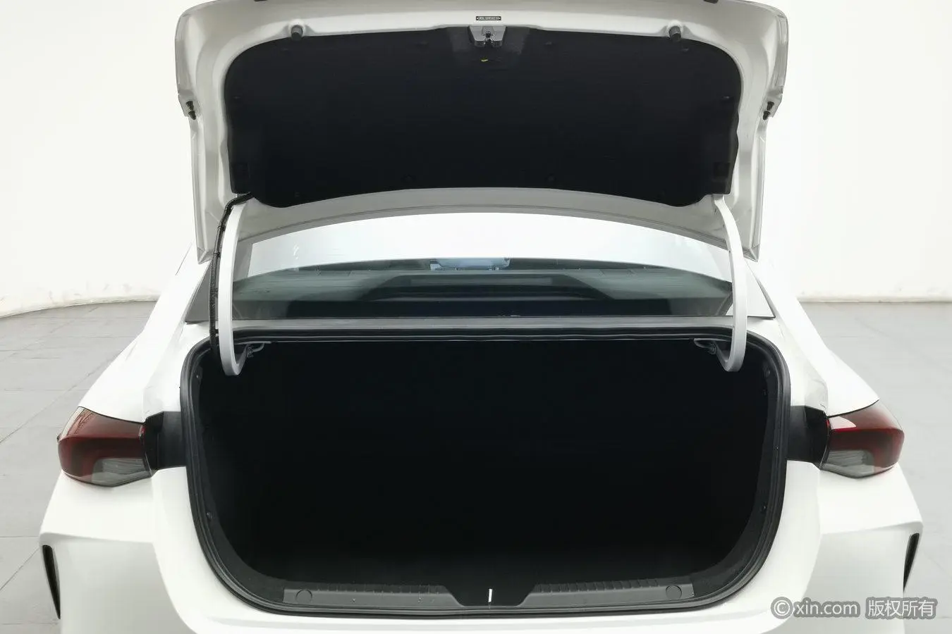 GAC Shadow Leopard 2.0L DHT Smart Hybrid Version