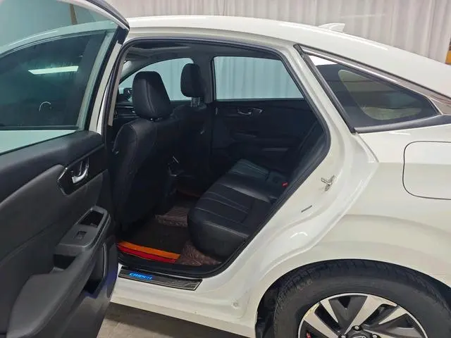 Honda Lingpai Rui*Hybrid 1.5L Leading Version