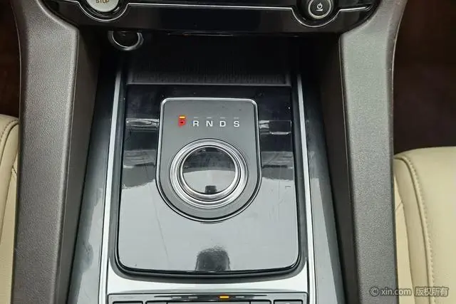 Jaguar Jaguar F-PACE 2.0T four-wheel drive Urban Exclusive Edition
