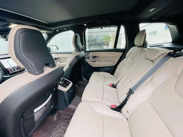 Volvo Volvo XC90 PHEV E-drive hybrid T8 Long battery life Zhizun Deluxe Edition 7 Seats