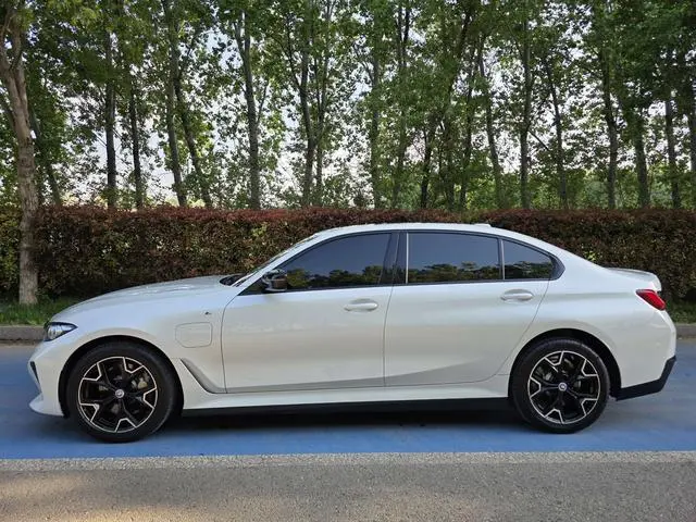 BMW BMW i3 eDrive40L Yao Ye Set