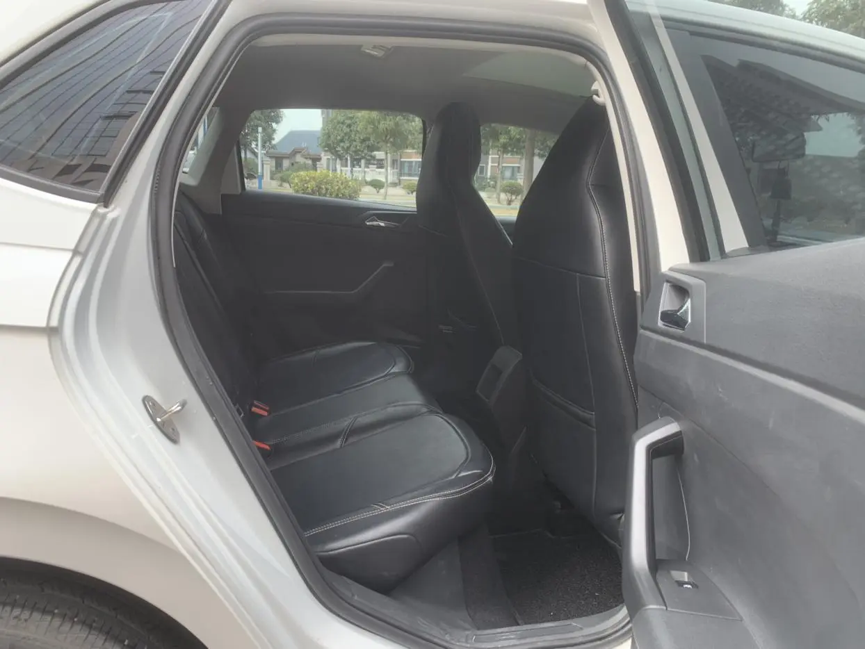 Volkswagen Polo Plus 1.5L automatic colorful technology version