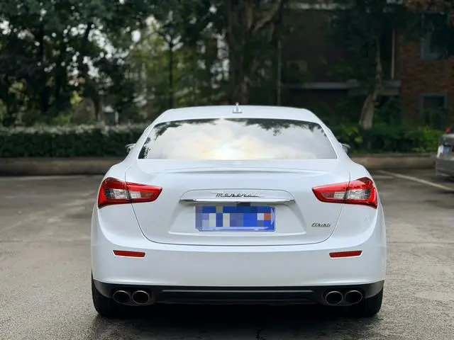 Maserati Ghibli 3.0T Standard Edition
