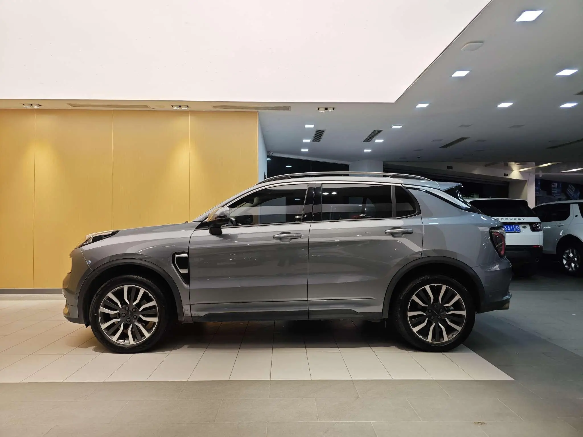 LYNK & CO Lynk &Co. 01 EM-P 1.5T Jinguo V