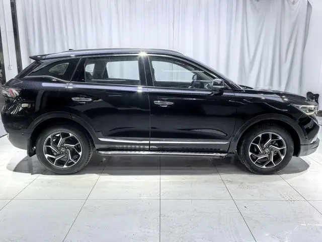 Dongfeng Fengshen Dongfeng Fengshen AX7 1.6T automatic AI pilot type country V
