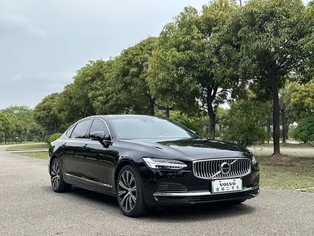 Volvo Volvo S90 PHEV T8 four-wheel drive long battery life Zhiya Deluxe Edition