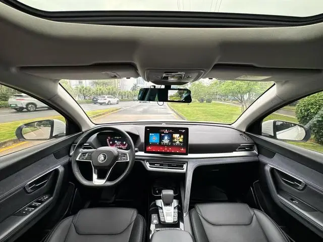 BYD Song Pro DM DM 1.5T four-wheel drive performance version luxury