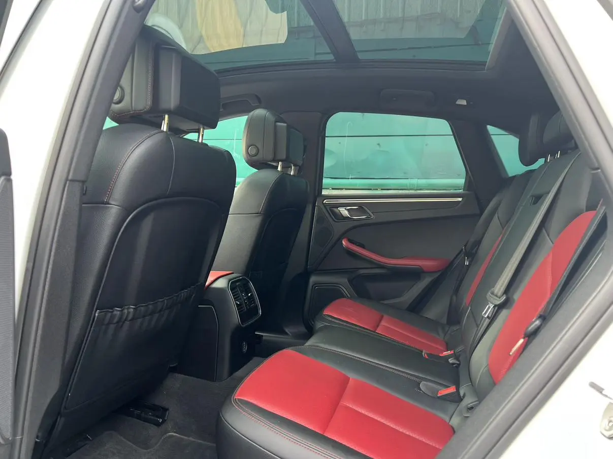 Porsche Macan Macan 2.0T