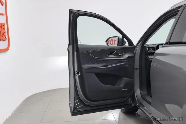 Chery Fulwin Tiggo 9 2.0T AT four-wheel drive Ultimate Edition 5 seats