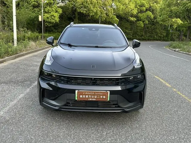 LYNK & CO Lynk &Co. 01 EM-P 1.5TD PHEV Halo