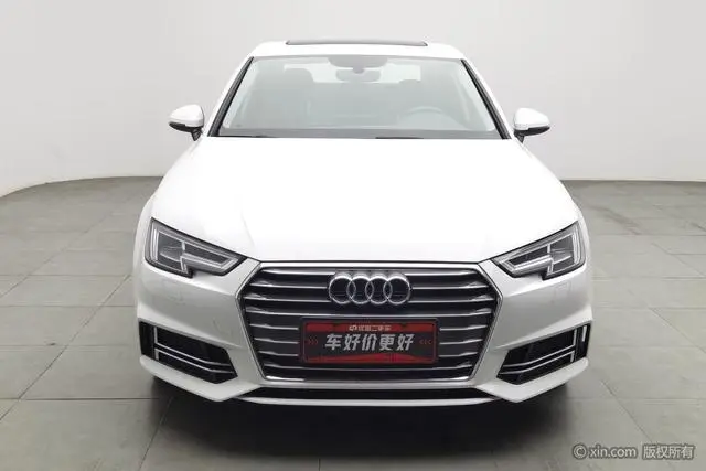 Audi Audi A4L 30th anniversary type 40 TFSI fashion type