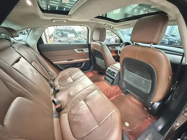 Jaguar Jaguar XFL 2.0T P250 four-wheel drive Exclusive Edition