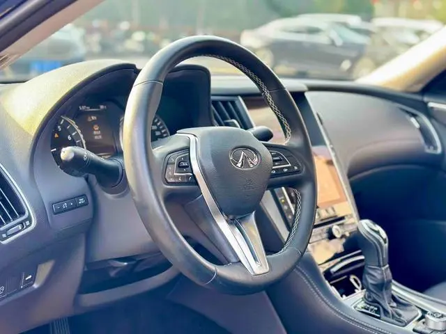 Infiniti Infiniti Q50L 2.0T 30th Anniversary Limited Edition