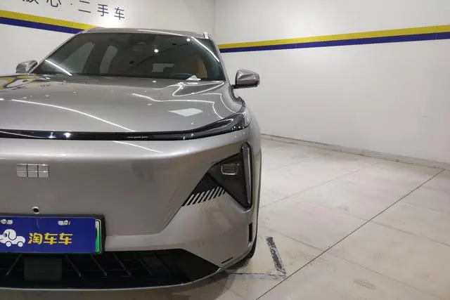 Geely Galaxy Galaxy L7 1.5T DHT 115km MAX