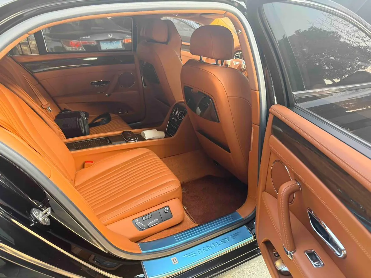 Bentley Flying 4.0T V8 Standard Edition