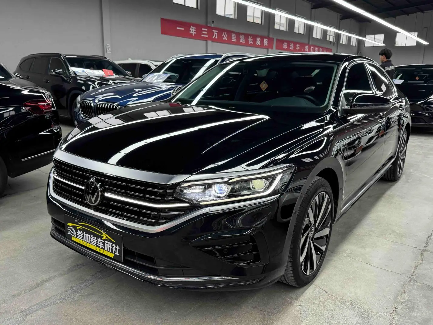 Volkswagen Passat 380TSI Deluxe Edition