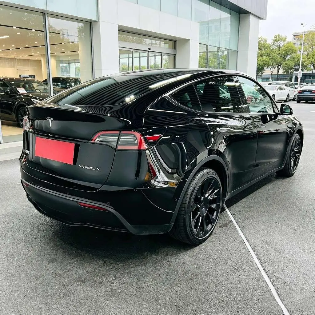Tesla Model Y Long battery life all-wheel drive version