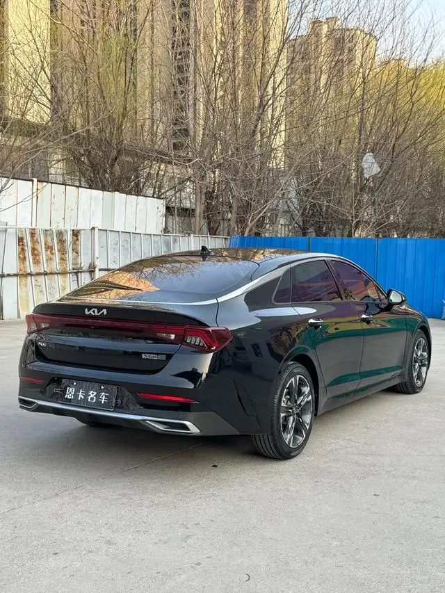 Kia Kia K5 270T CVVD Deluxe Edition