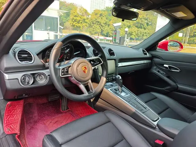 Porsche Porsche 718 Cayman 2.0T