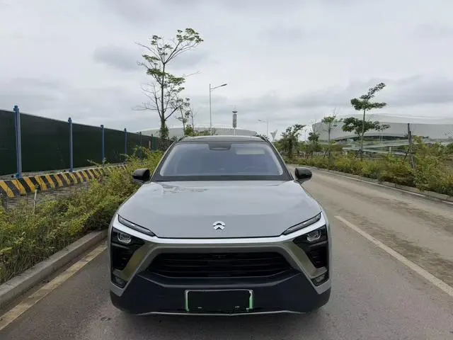 NIO NIO ES8 355KM benchmark version