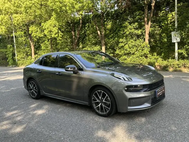 LYNK & CO Lynk 03 2.0 TD DCT Jin Pro