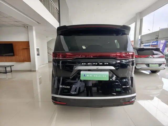 Denza Denza D9 DM 980 four-wheel drive flagship