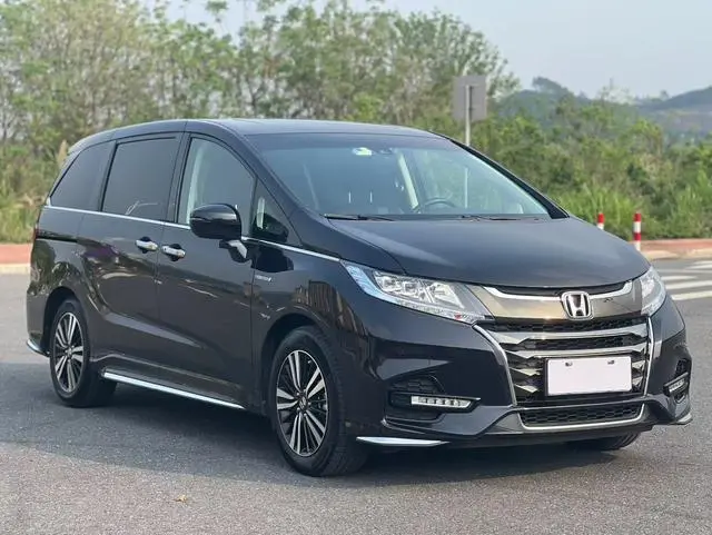Honda Odyssey 2.0L Sharp*Exclusive Edition