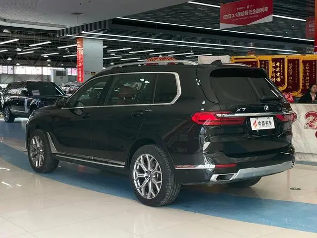 BMW BMW X7 xDrive40i Exclusive Luxury Set