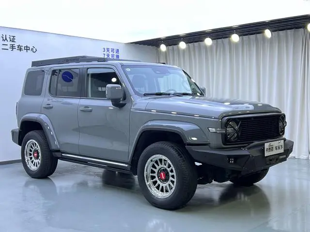 Tank Tank 300 City version 2.0T is very stylish