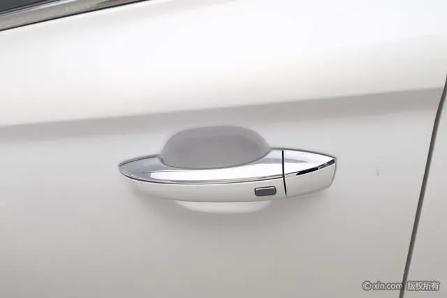 Roewe Roewe Ei5 Internet Deluxe Edition
