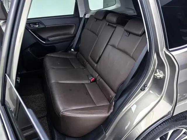 Subaru FORESTER Forester 2.5i Premium Navigation Version