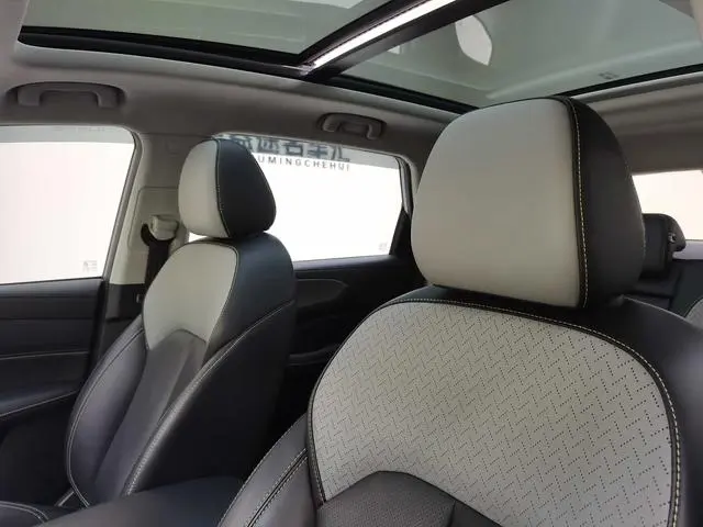 Roewe Roewe RX5 PLUS 300TGI Automatic Ali National Tide Ronglin Edition