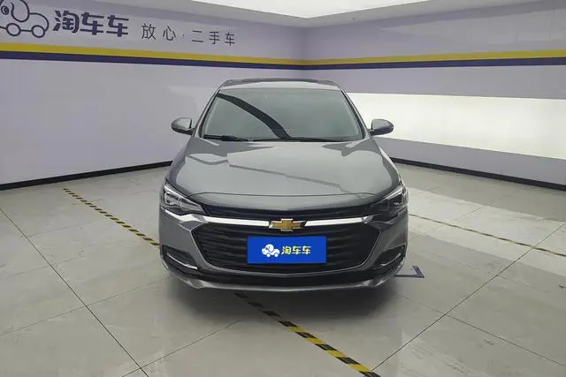 Chevrolet Cruze 320 automatic Enjoy Skylight version