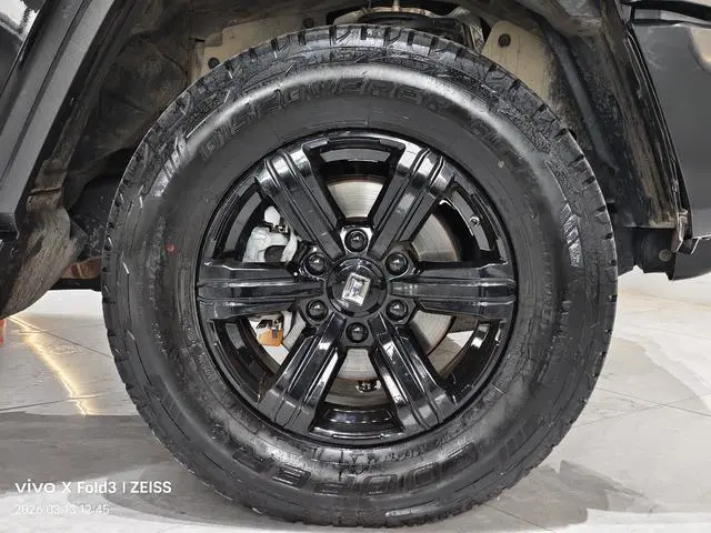 Tank Tank 300 2.0T Conqueror