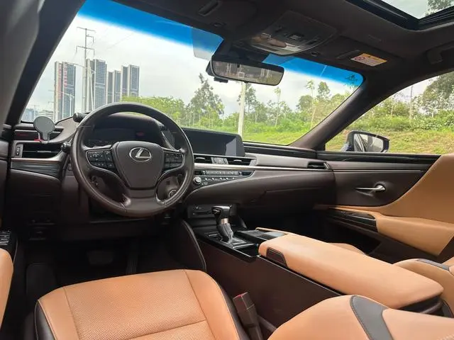 Lexus Lexus ES 200 Excellent Edition