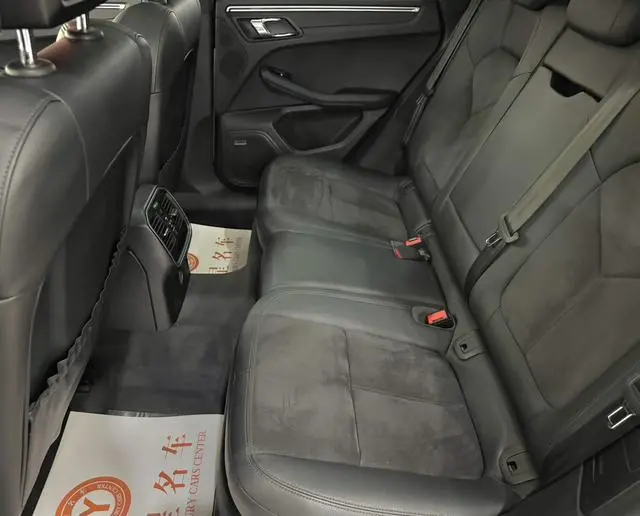 Porsche Macan Macan 2.0T