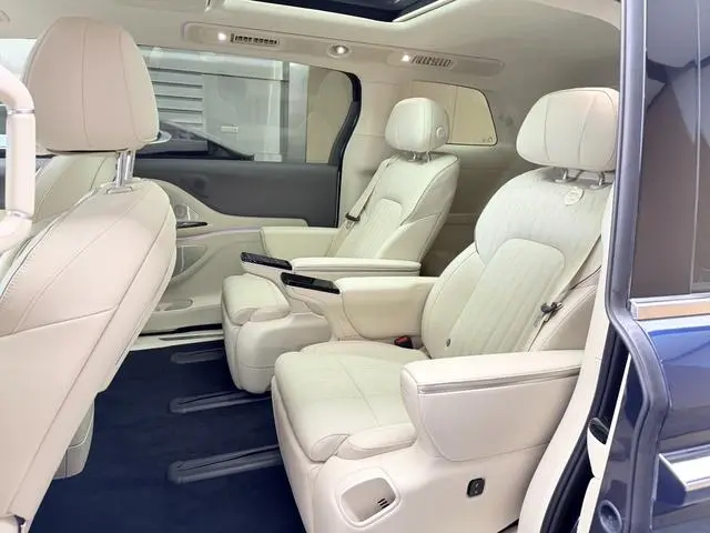 VOYAH Lantu Dreamer PHEV Four-wheel drive flagship Kunpeng Edition