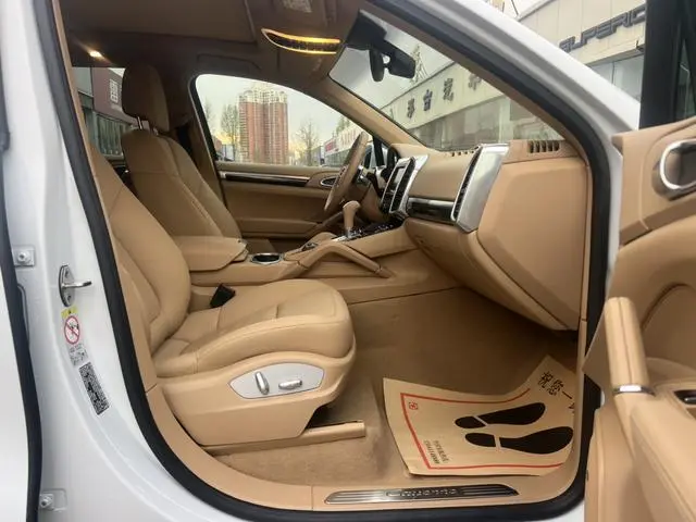 Porsche Cayenne Cayenne Platinum Edition 3.0T