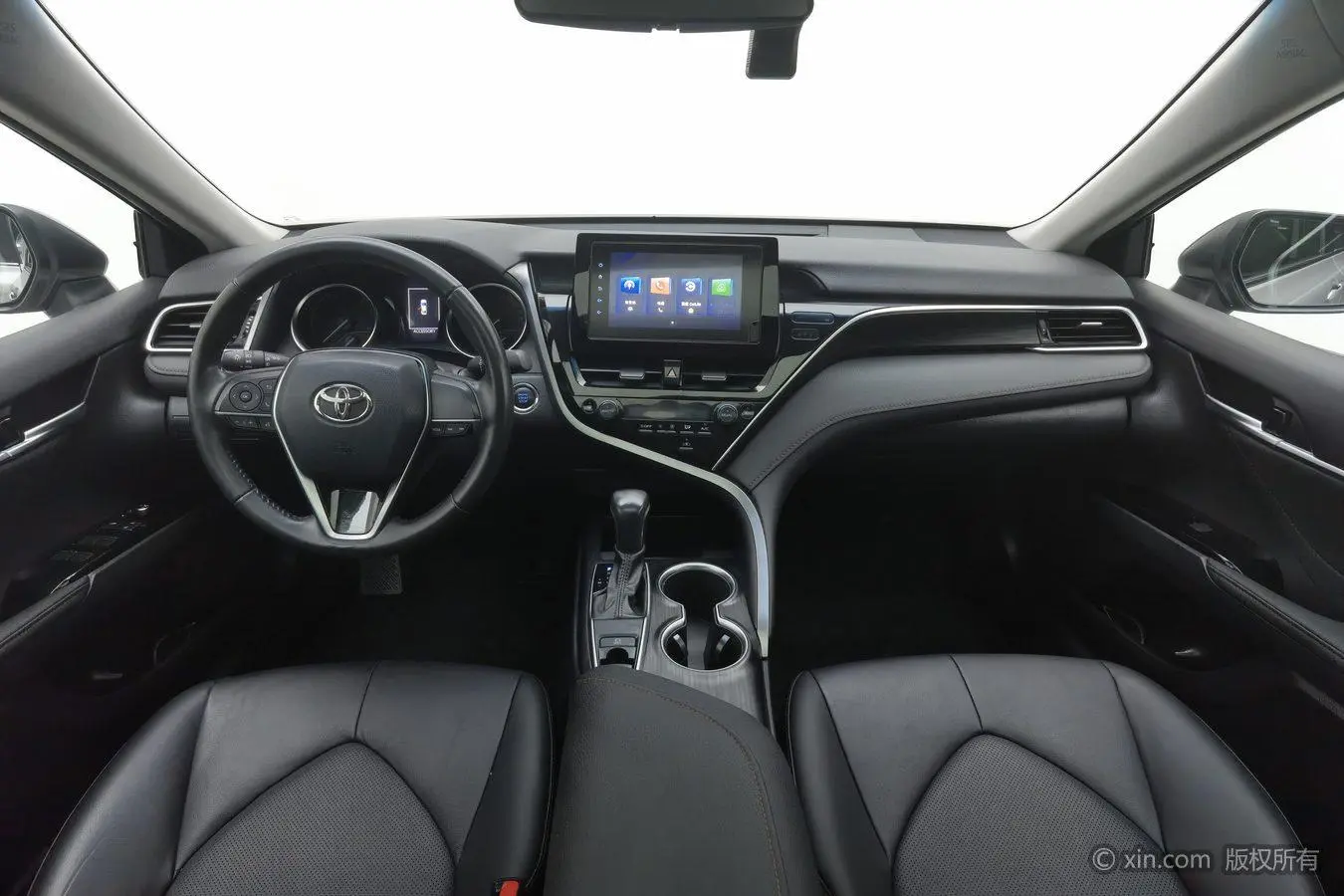 TOYOTA Camry 2.0GVP Leading Edition