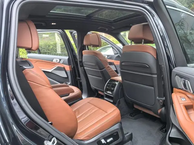 BMW BMW X7 xDrive40i Exclusive M Sports Suit