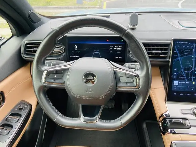 NIO NIO ES6 420KM sports version