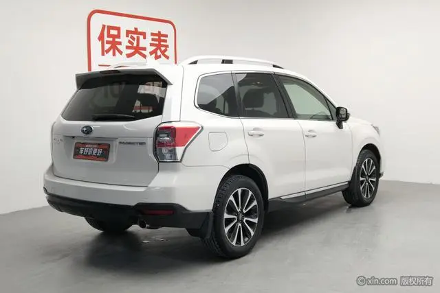 Subaru FORESTER Forester 2.0i Fashion Navigation Version