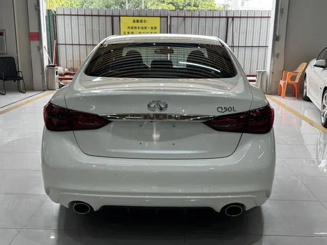 Infiniti Infiniti Q50L 2.0T Premium Version Country V