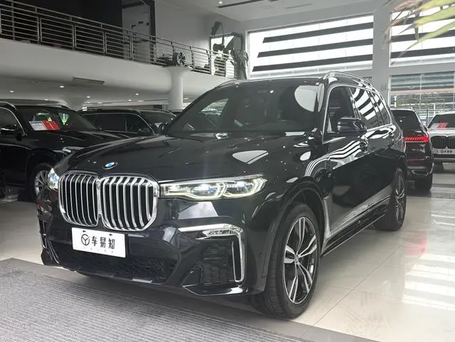 BMW BMW X7 xDrive40i Exclusive M Sports Suit