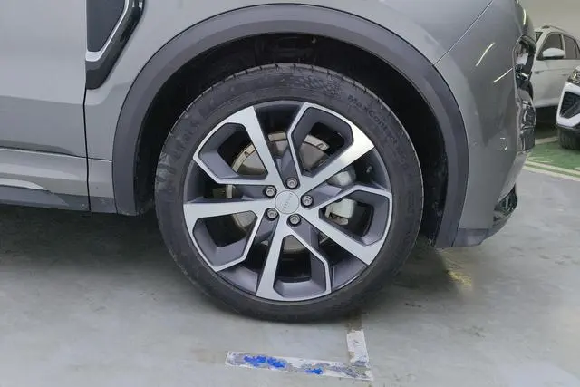LYNK & CO Lynk 05 2.0TD four-wheel drive Halo
